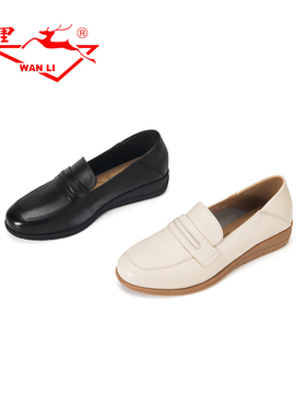 万里新款真皮休闲鞋时尚坡跟舒适软底一脚蹬通勤女单鞋BPT2361