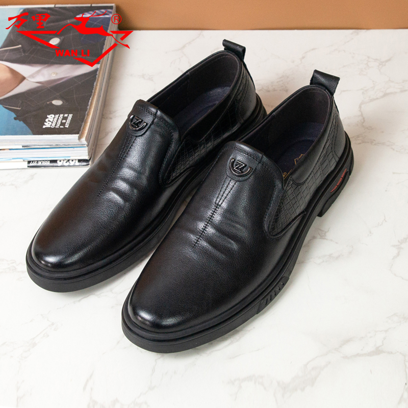 万里新款真皮套脚男鞋百搭低跟时尚鞋商务休闲一脚蹬单鞋KET1917