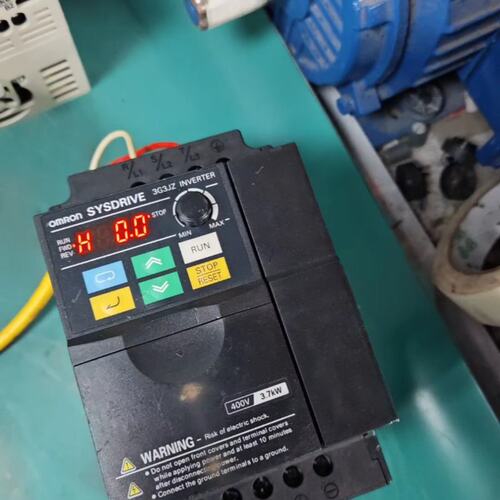 议价变频器3.7KW，3G3JZ-A4037，成色如图，功