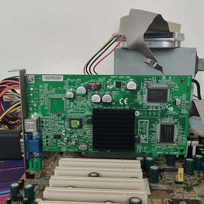 议价NVIDIA GeForce4 MX 440 64M AGP