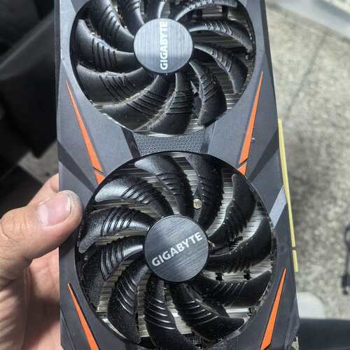 议价技嘉 GTX1060 5G双 成色还可以 有点使用痕