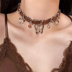 美拉德重工蝴蝶项圈女高级感复古棕色皮革项链轻奢辣妹choker颈链