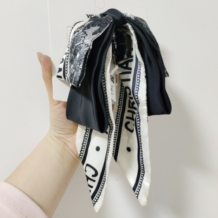 永诗专柜款法式轻奢赫本风印花飘带蝴蝶结马尾抓