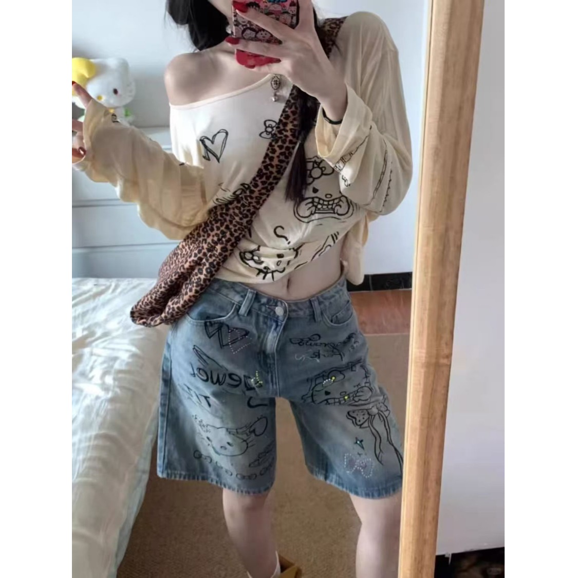 Kitty猫印花烫钻牛仔裤女夏季五分裤美式复古显瘦宽松直筒短裤子