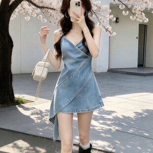 小众设计感燕尾吊带牛仔短裙女2026新款不规则修身显瘦性感连衣裙