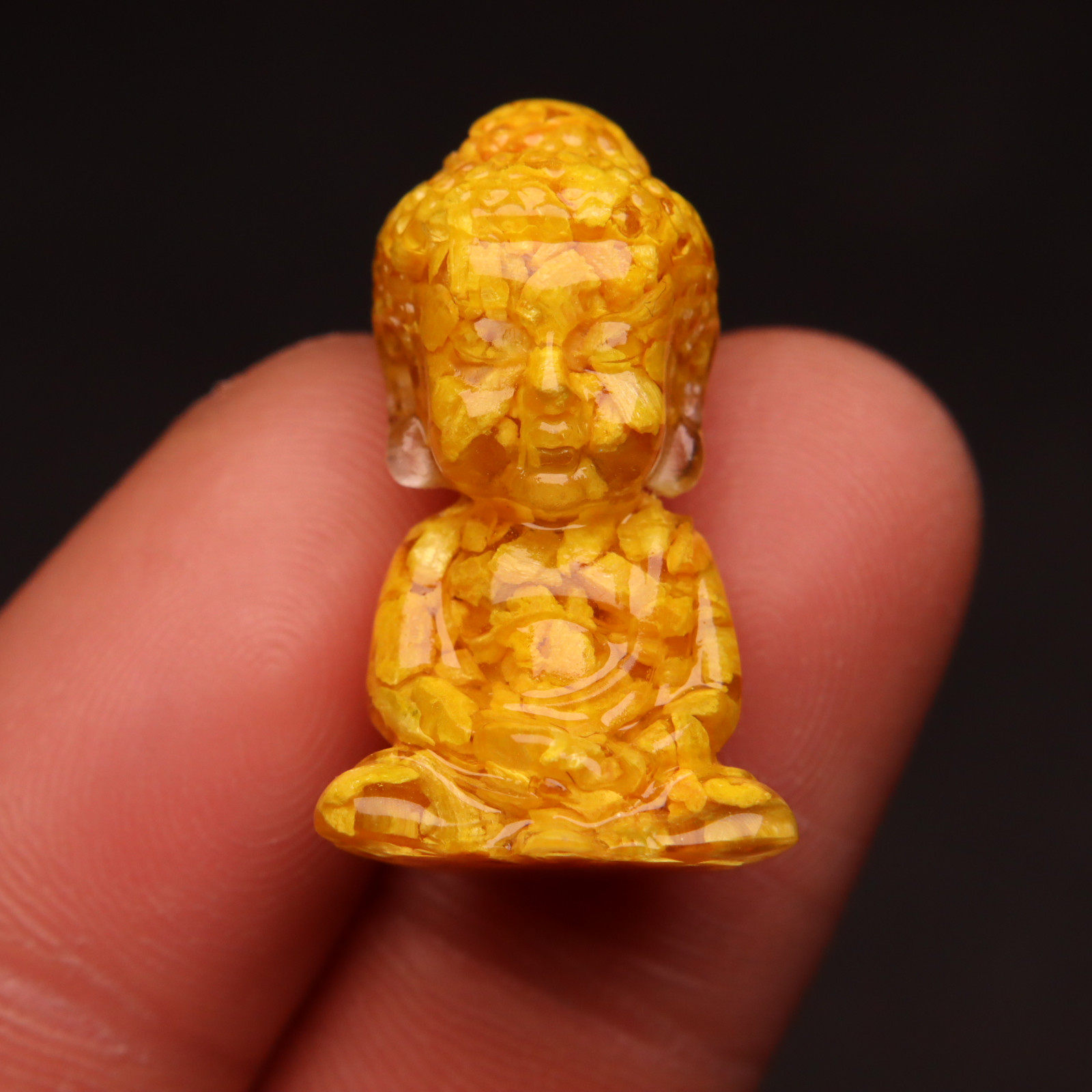 原矿天然雄黄全身立体宝宝佛吊坠朱砂晶体砂透光diy挂件项链配件