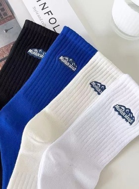 袜子男士秋冬款雪山刺绣中筒袜防臭吸汗百搭黑白色运动加厚款长袜