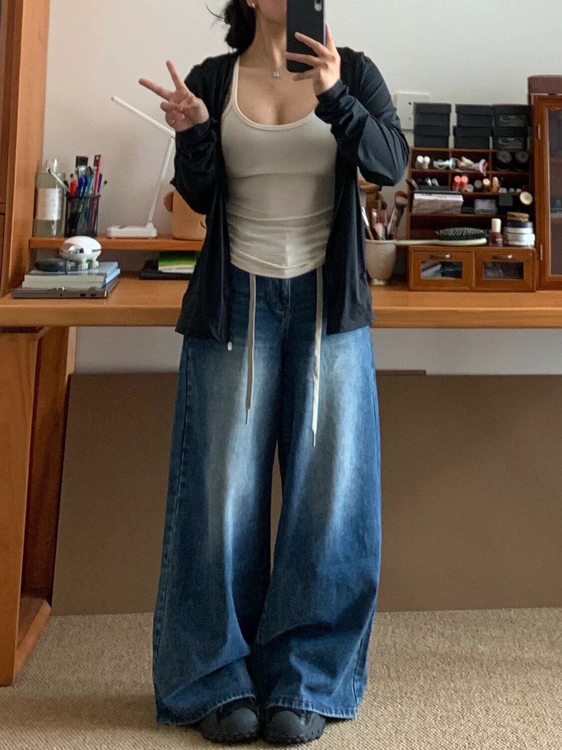 두꺼운 MM 하이엔드 디자인 루즈한 커버력 슬림한 바닥 길이의 와이드 팬츠를 갖춘 여성용 라지 사이즈 레트로 워싱 드로스트링 청바지