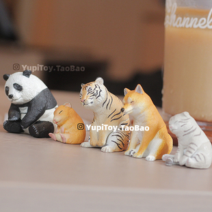正版熊猫之穴日本网红创意搞笑扭蛋公仔动物模型柴犬猫咪手办摆件