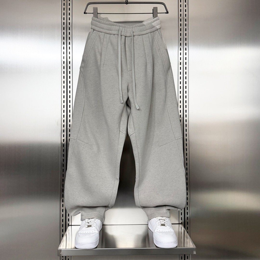 2026新款加绒宽松弯刀休闲裤男士灰色松紧腰抽绳潮流加厚运动裤