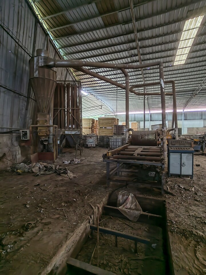 2月24日桂林3号厂房内的1台磨边机网络拍卖公告