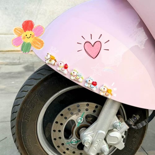 可爱卡通马上有钱3D立体车贴电动车贴纸遮挡划痕电动车改造配件女