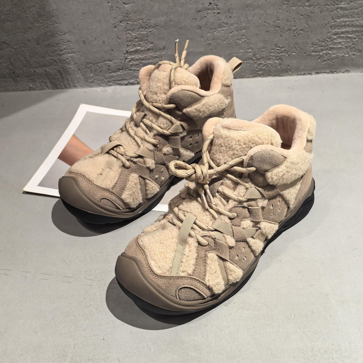 2025年秋冬新款真皮加绒保暖平底时尚休闲系带百搭高帮鞋棉鞋女鞋,女鞋,高帮鞋,淘宝优惠券,粉丝福利购,淘宝优惠卷