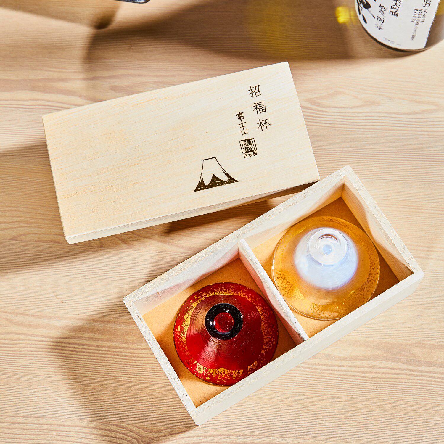 [玻璃王]日本进口东洋佐佐木手工富士山异形个性酒杯酒具招福杯