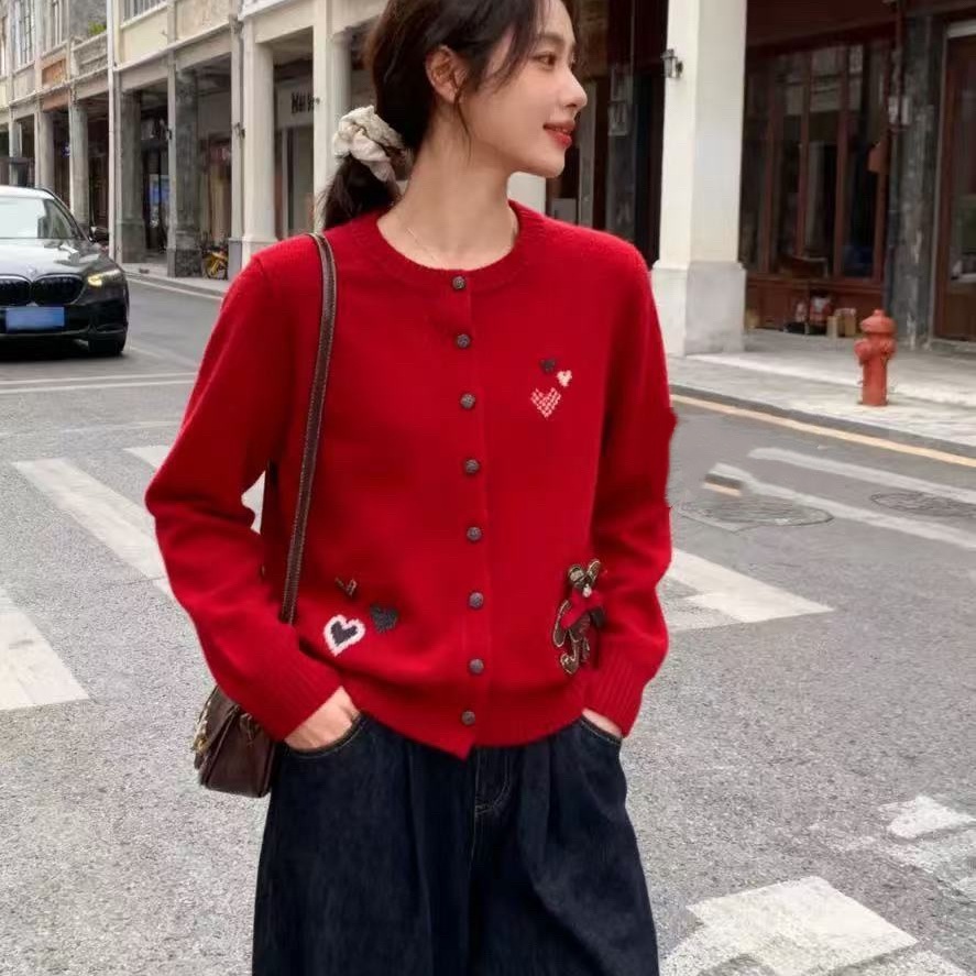 BADX正品25冬季新款小熊挂件爱心毛衣开衫女宽松百搭圆领针织上衣