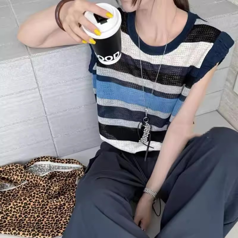 撞色条纹坎肩针织背心夏季薄款女2025新款洋气减龄无袖上衣ins潮
