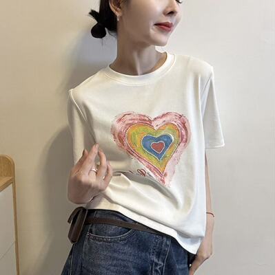 彩色爱心图案圆领短袖T恤女2026春夏新款宽松百搭显瘦打底上衣潮
