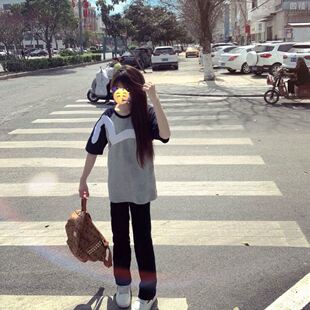 混的人短袖轻奢2025网红学生同款夏季轻奢撞色潮牌爆款T恤男女