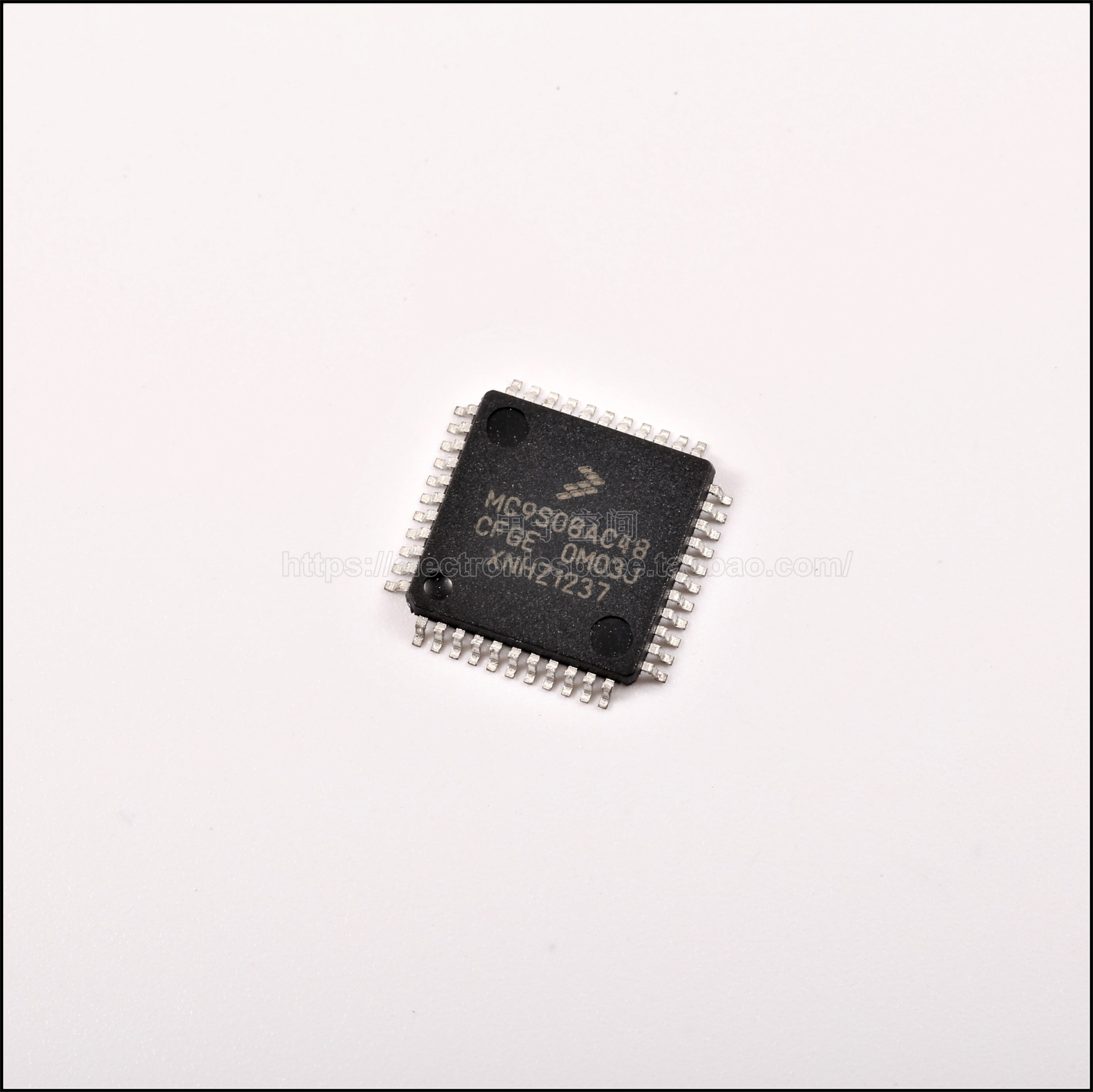 原装正品 MC9S08AC48CFGE LQFP-44 8位微控制器 -MCU 拍前咨询