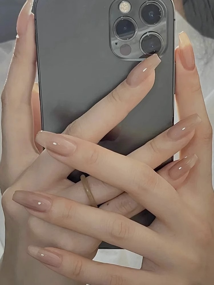 手工定制冰透裸色纯色新娘美甲
