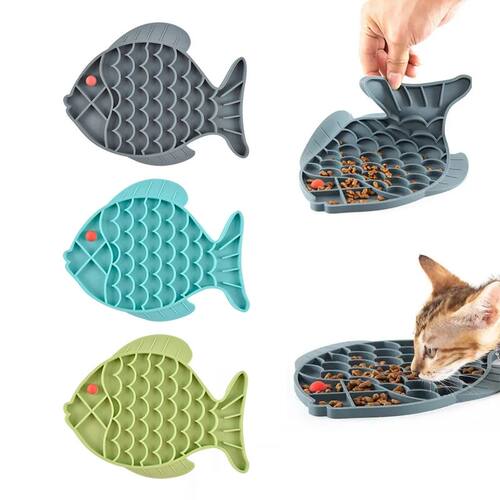 Silicone licking pad Fish shaped Pet Dog Lick Pad Bath Peanu