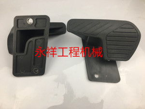 掘掘机神钢SK200/230/250/350/y330-6-6E脚踏板阁脚板/踏板胶/炮