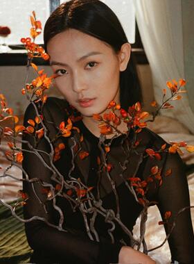 美式时装M尅 2025春夏 专柜3600 杨ZI同款 短款透视开衫X618