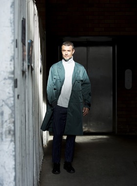 小众高端潮品init*al ZG2998 超有设计感  帅气风衣S210