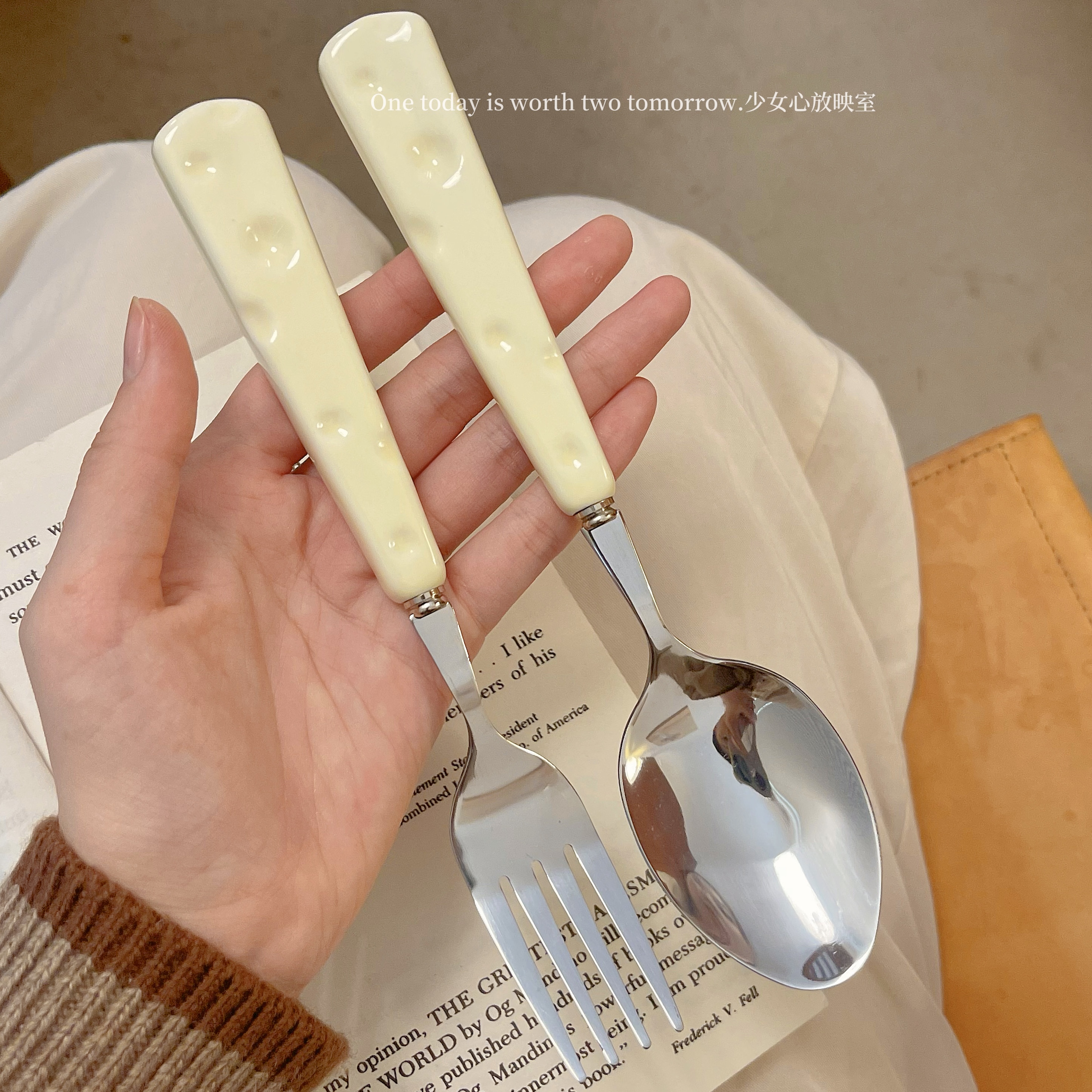 奶酪叉子勺子餐具套装陶瓷柄不锈钢可爱轻奢高级感家用西餐两件套 餐饮具 西餐勺 原图主图