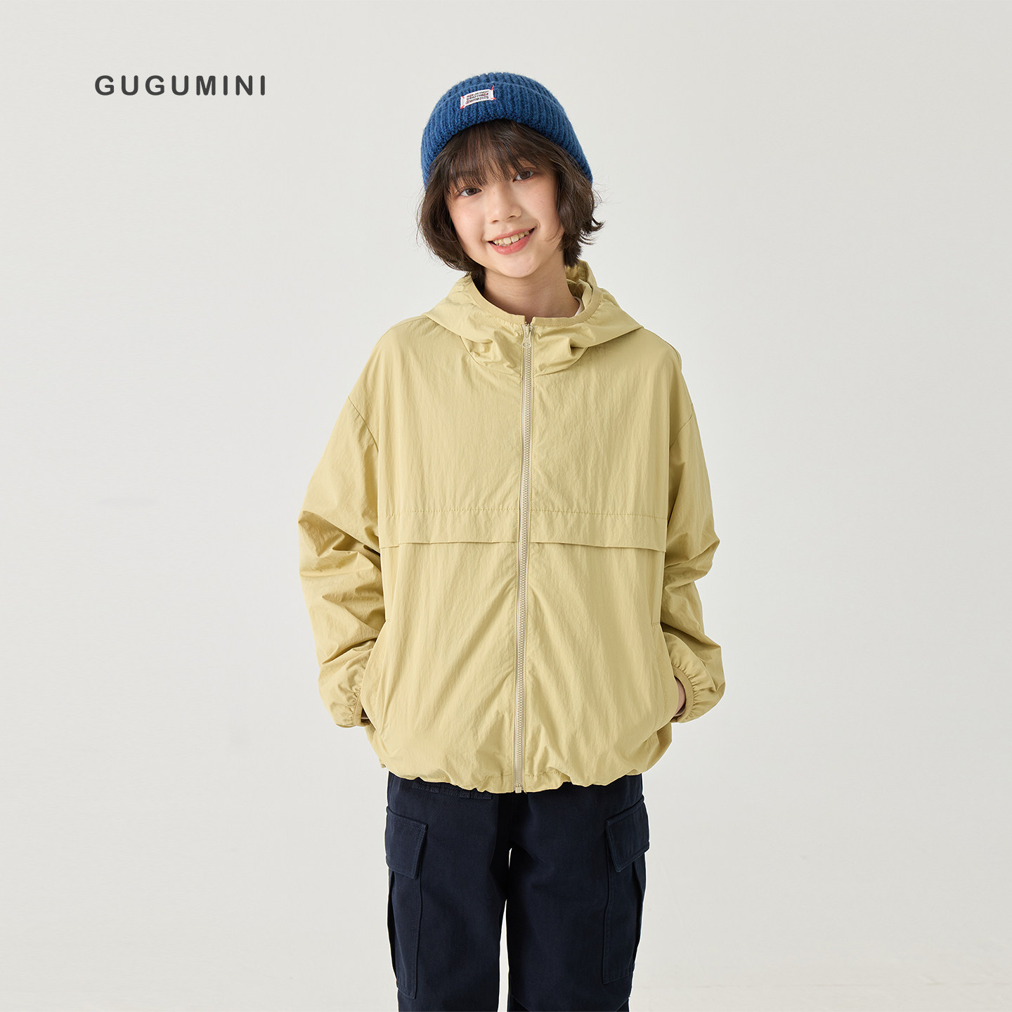 gugumini童装秋季防风软壳外套图片