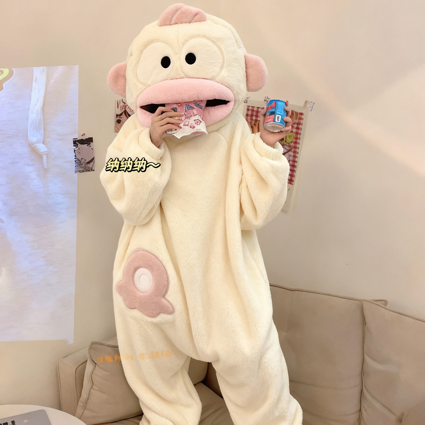 白色丑鱼连体睡衣珊瑚绒秋冬季加厚保暖搞怪卡通睡袍大嘴鱼加大码