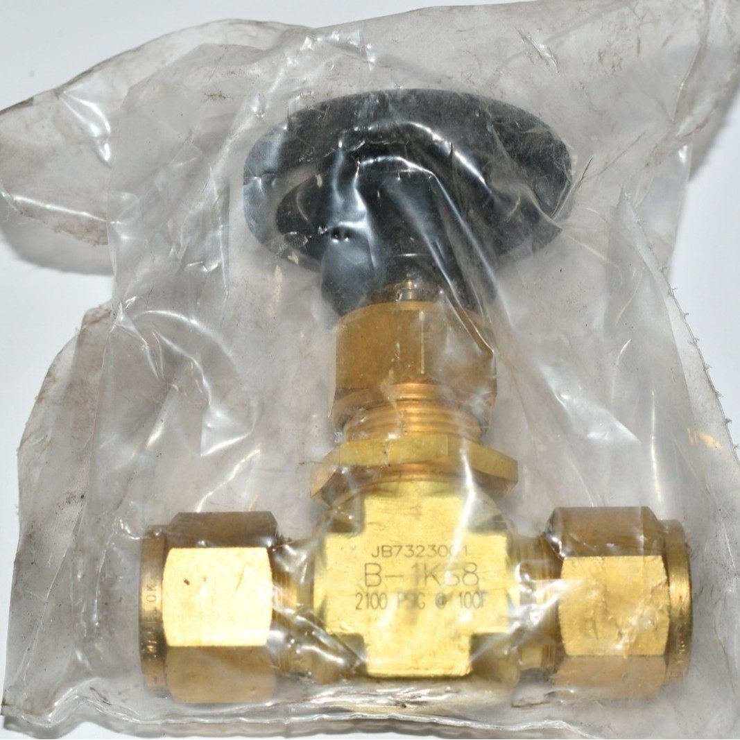 全新世伟洛克 B-1KS8 手动黄铜针阀 2100psi 1/2 英寸管