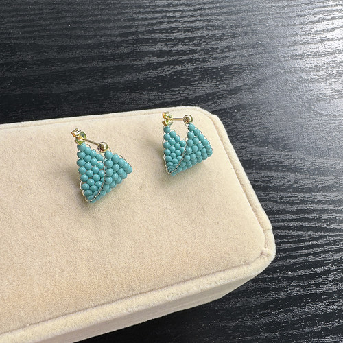 天然绿松石三角小毯编织耳钉