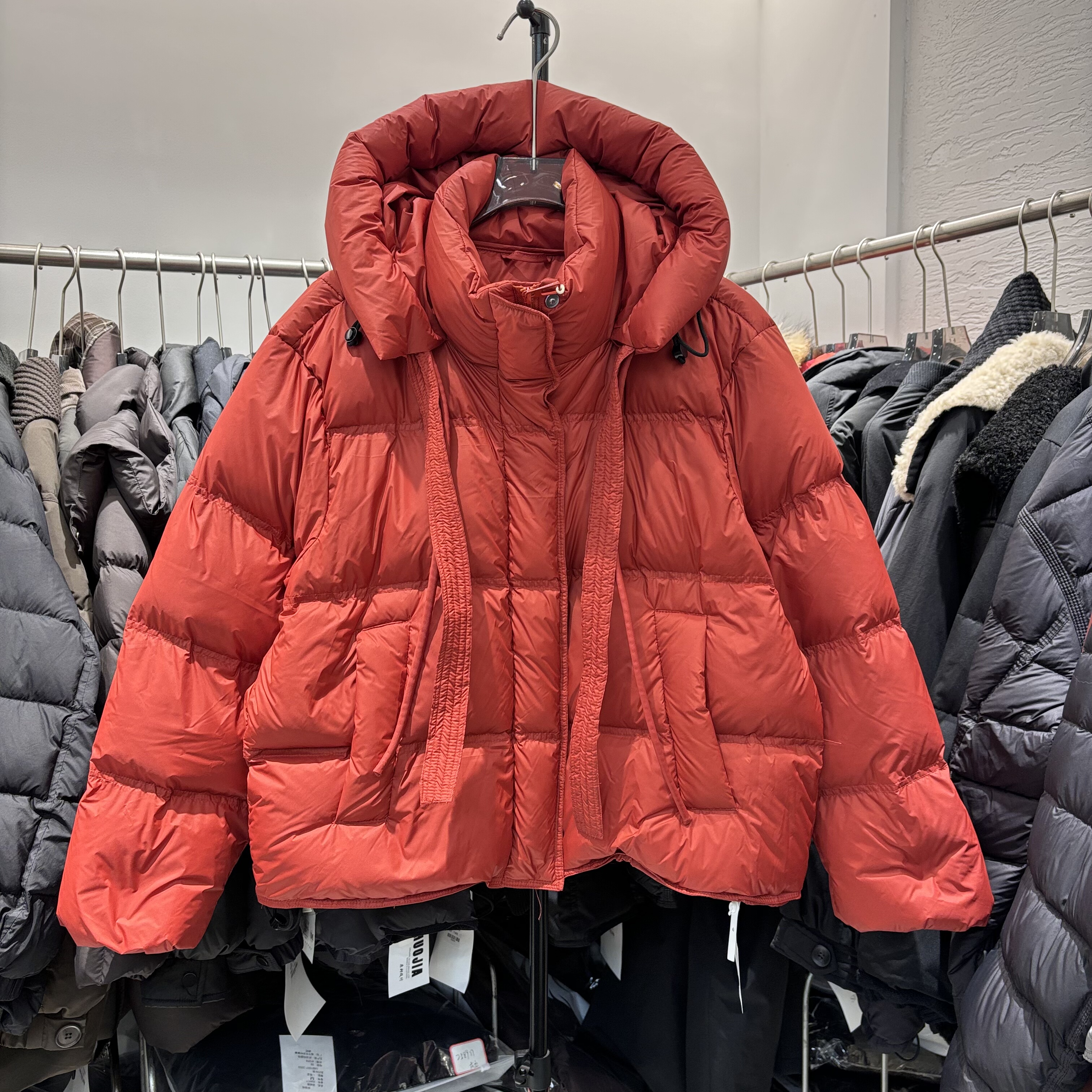 欧洲站2025冬新款连帽拉链抽绳面包服泡芙羽绒服外套女翼格53337