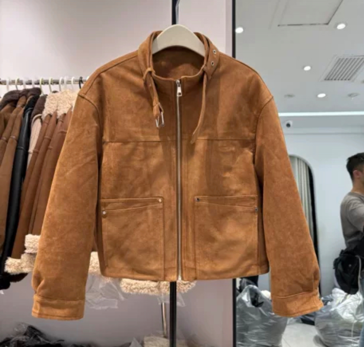 欧货2025冬款百搭立领麂皮绒长袖短款外套女时尚洋气夹克羽绒服