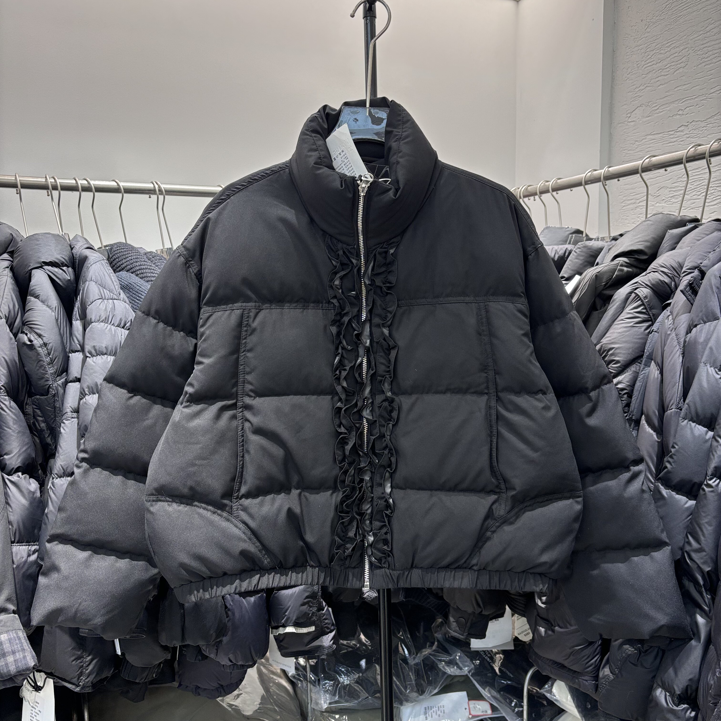 2025冬季新款韩版宽松显瘦立领短款羽绒服女木耳花边白鸭绒外套