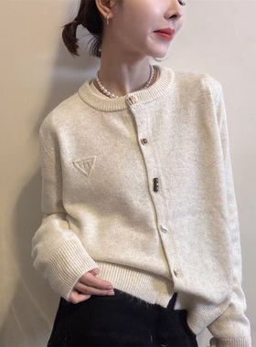 韩版时尚圆领长袖单排纽扣针织开衫女春季新款百搭毛衣外套75172