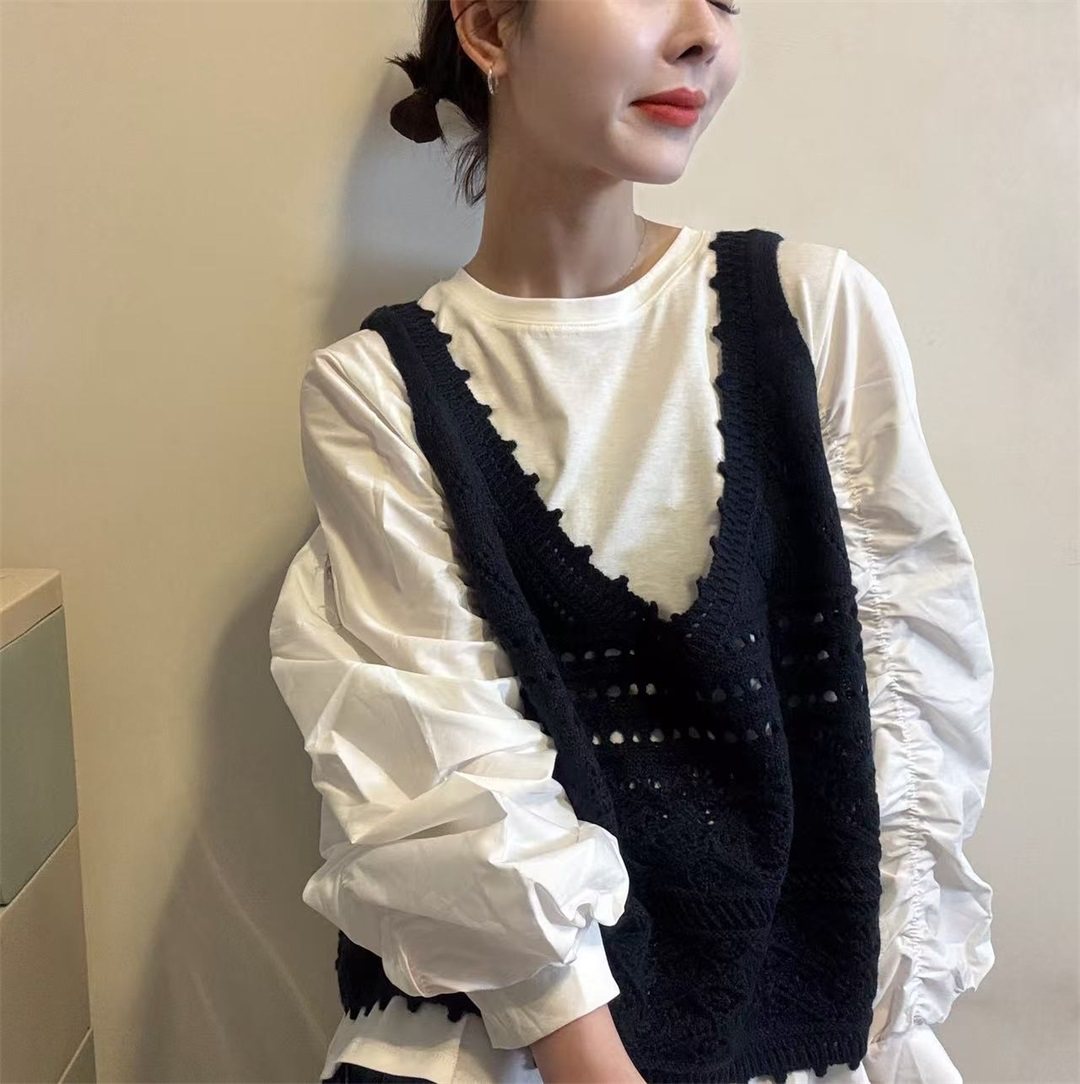 V领钩花镂空针织叠穿马甲背心+灯笼袖高级打底衫洋气两件套上衣女