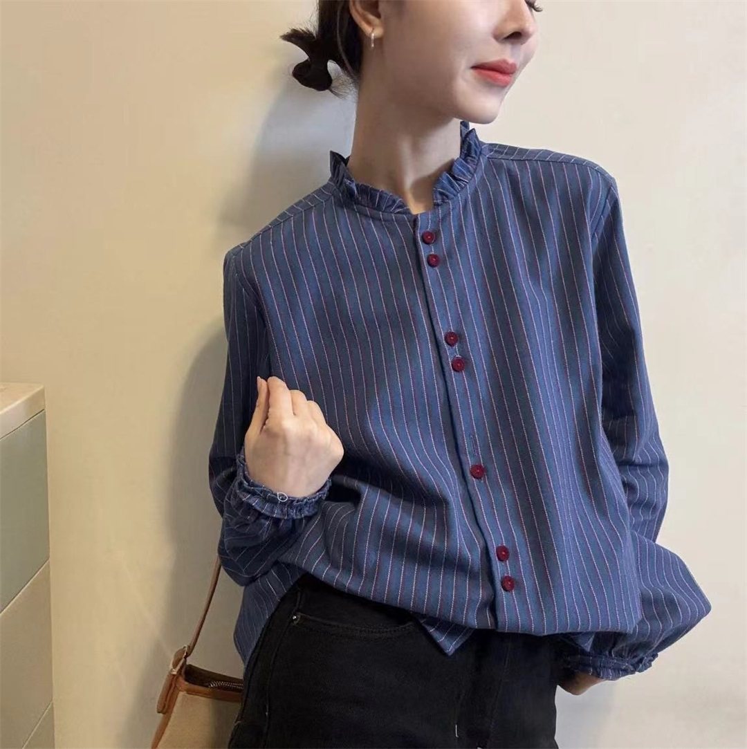 复古文艺风灯笼袖条纹衬衫女冬季新款设计感花边领长袖上衣31220