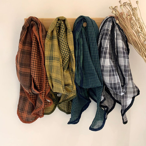 日系复古格子棉麻小围巾