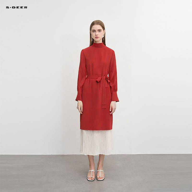 sdeer罗纹收腰灯笼袖针织连衣裙