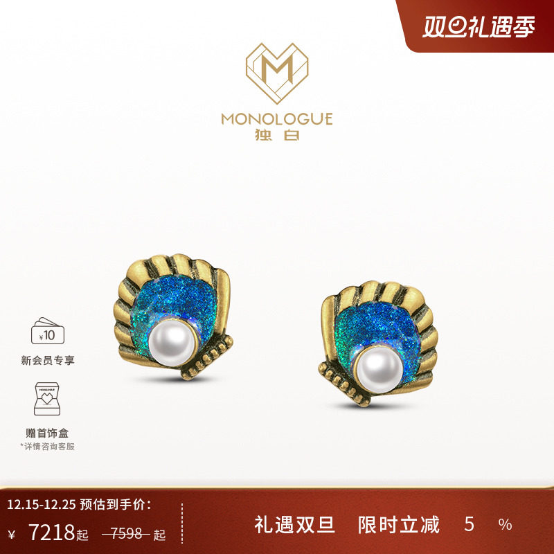 周大福monologue复古黄金耳饰