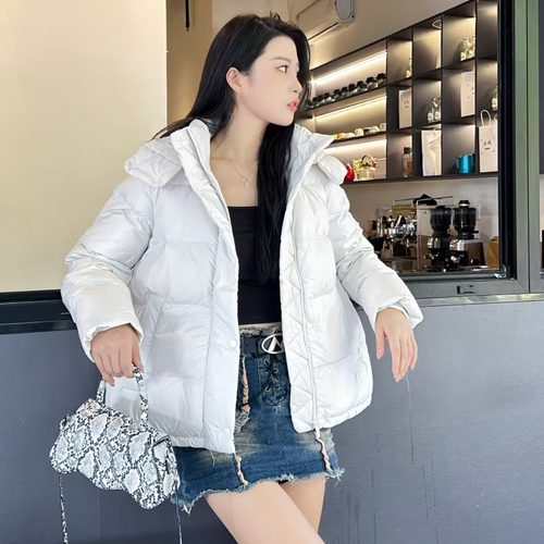 国内现货代购加拿大女士puff短款五格泡芙鹅绒羽绒服连帽外套