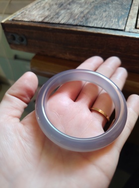 特惠52-53圈口原色无烧无染色巴西灰玉髓手镯玛瑙玉镯