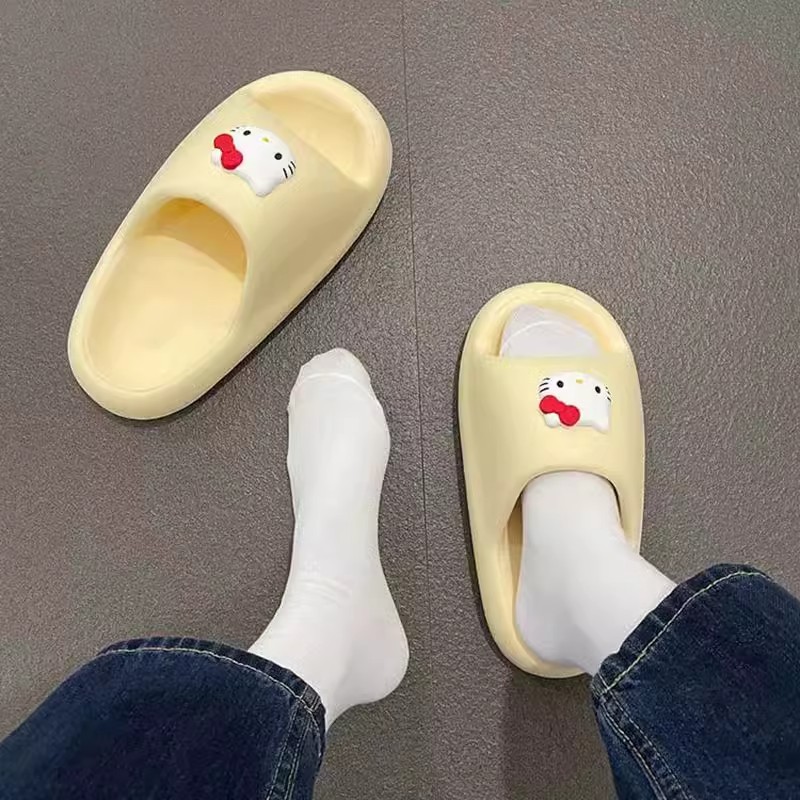 凯蒂猫凉拖鞋女款踩屎感夏季居家外穿防滑防臭凉拖甜美风室内浴室