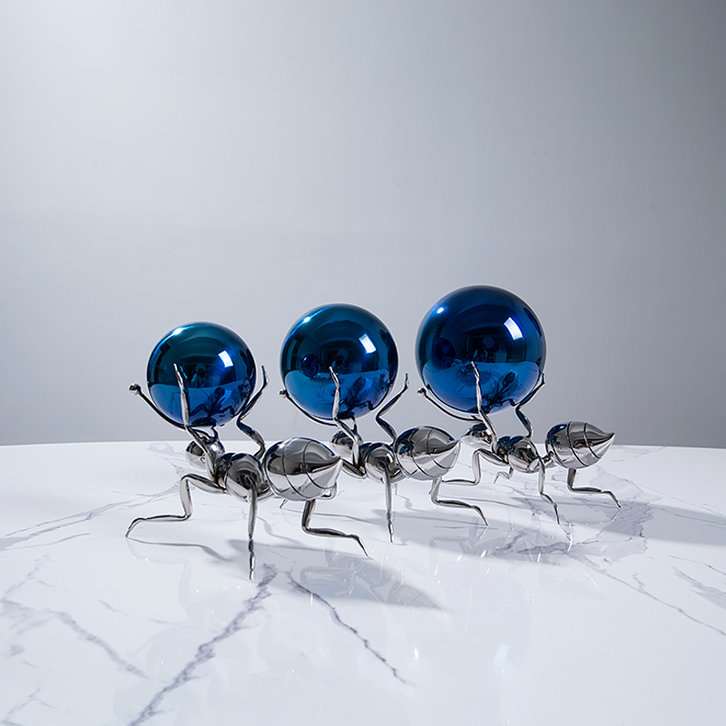 创意轻奢装饰不锈钢工艺品摆件蚂蚁搬球简约客厅桌面办公室小摆件