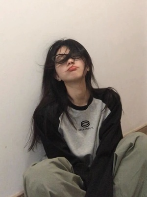 长袖复古潮牌oversize纯棉女