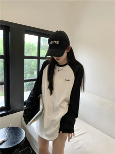 早秋大码纯棉长袖T恤女拼色胖MM美式复古潮牌圆领插肩港味ins上衣