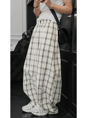 龙叨叨夏季薄款高端阔腿黑白格子休闲裤男士宽松百搭舒适弯刀裤子