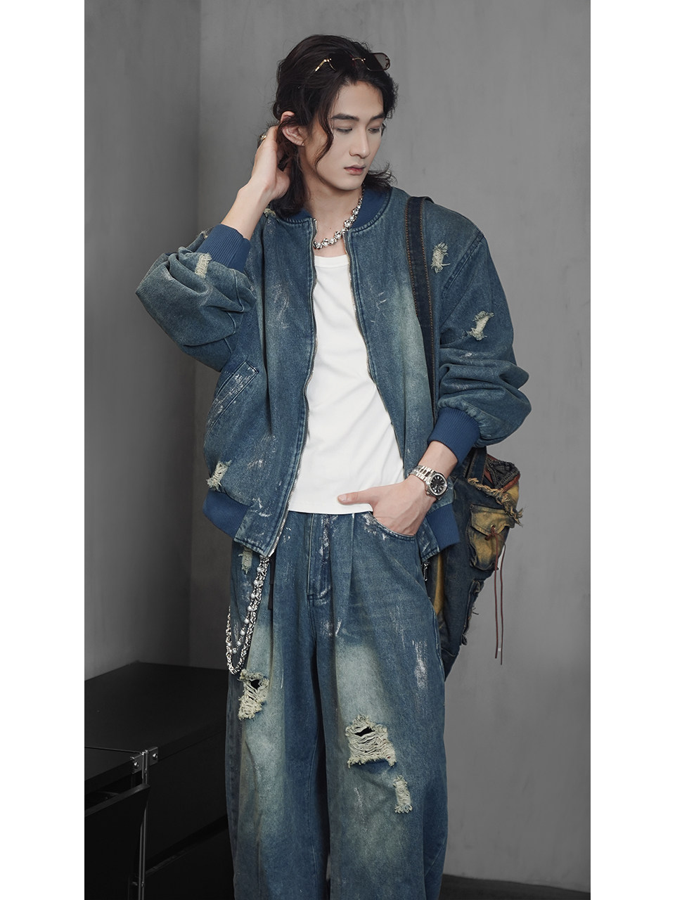 LONGBAODAO 2024 초가을 새로운 트렌디한 다용도 착용 및 긁힌 워싱 데님 재킷 및 바지 세트